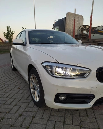 BMW Seria 1 cena 33500 przebieg: 240000, rok produkcji 2017 z Jawor małe 211